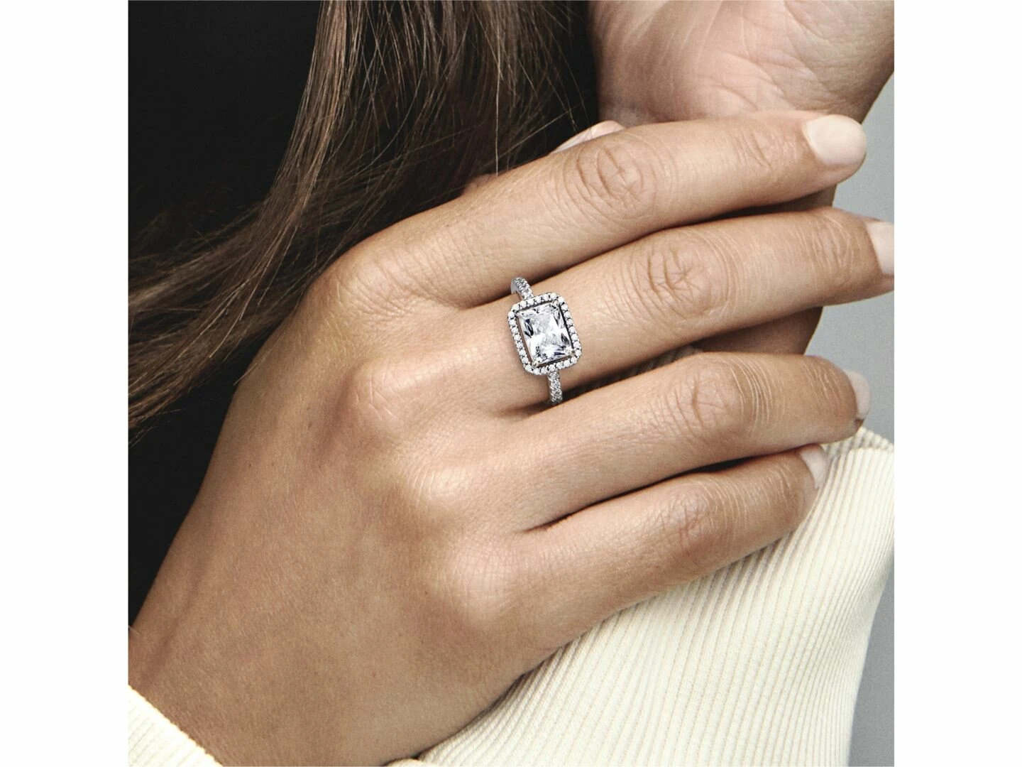 Pandora | Bague | Halo Scintillant Rectangulaire | 192391C01 â Image 4